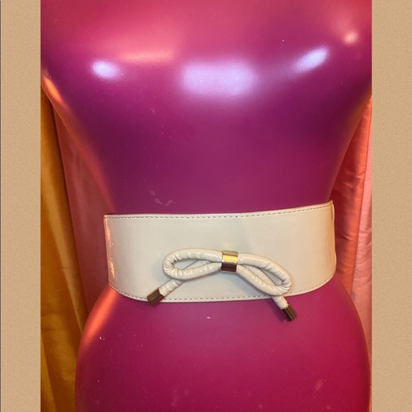 H&m Wide Belt With Bow Detail size Small - Picture 5 of 12